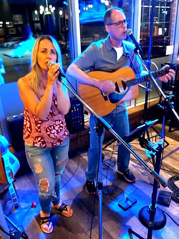 Jamie and Jon performing